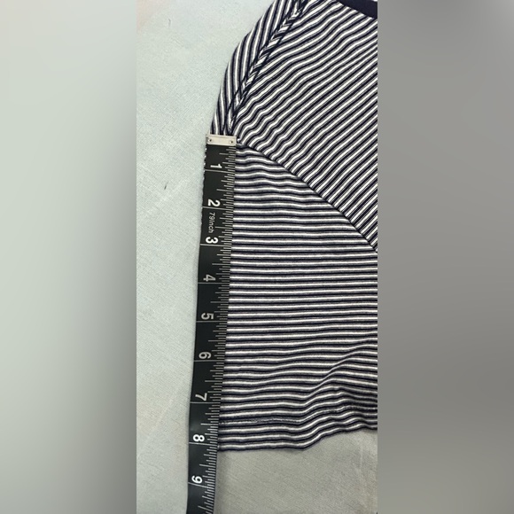 Gap Men’s CrewNeck Blue & White Shirt - Picture 10 of 11